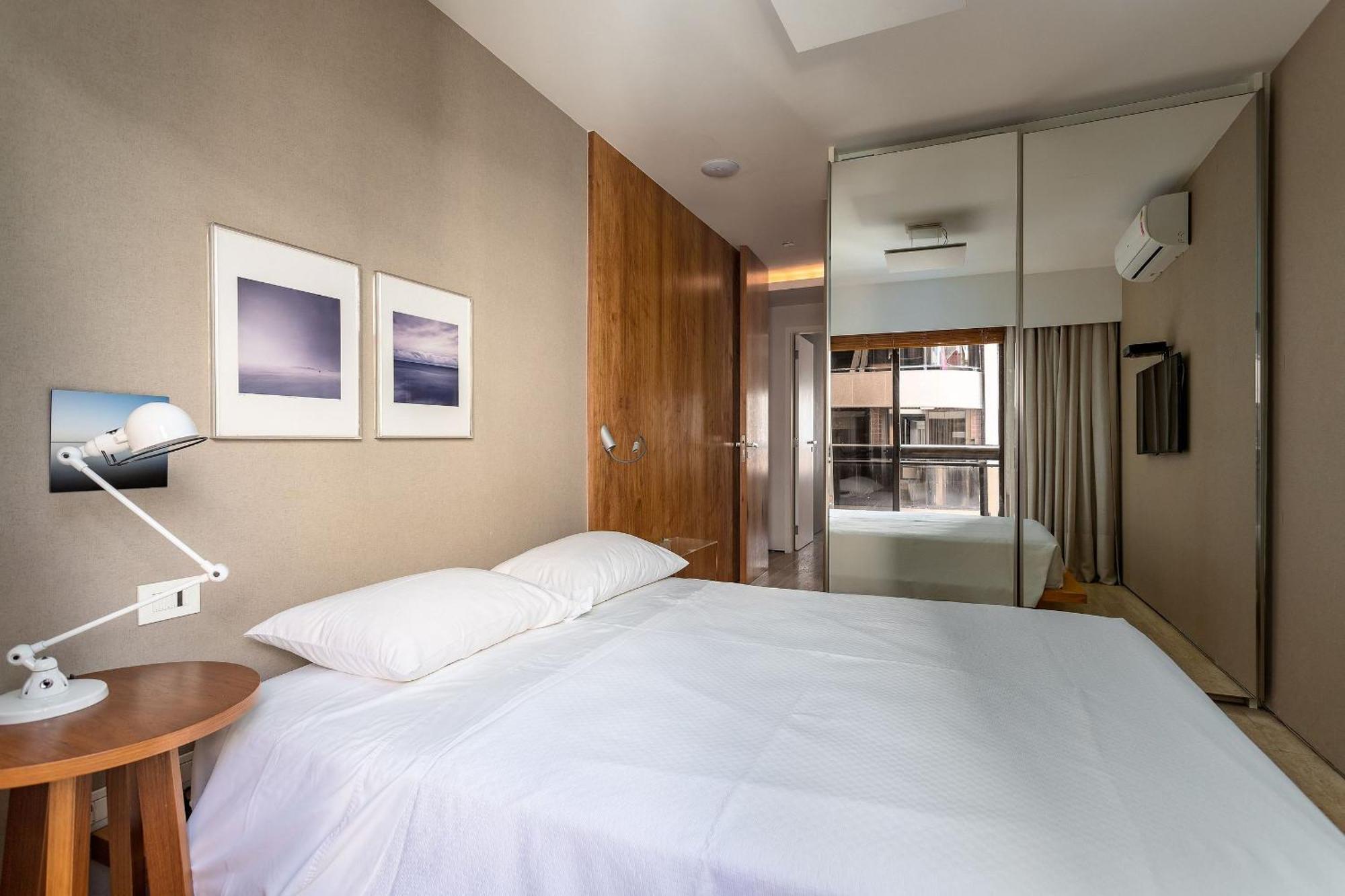 Apartamento Moderno em Prédio à Beira-mar na Praia de Ipanema Rio de Janeiro Exterior foto